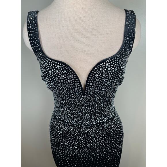 Alex Perry Singlet Sweetheart Crystal Embellished Column Black Maxi Dress Sz 4 - Picture 4 of 9